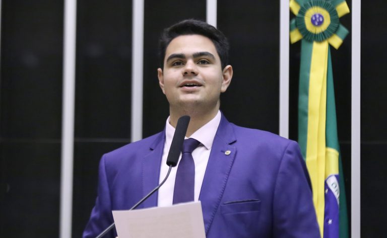 Comissão aprova incentivo ao uso de tecnologias aumentar o conforto de usuários de serviços públicos