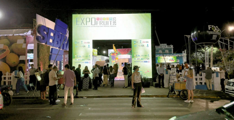 Expofruit 2025 é aberta em Mossoró com mais de 200 empresas participantes