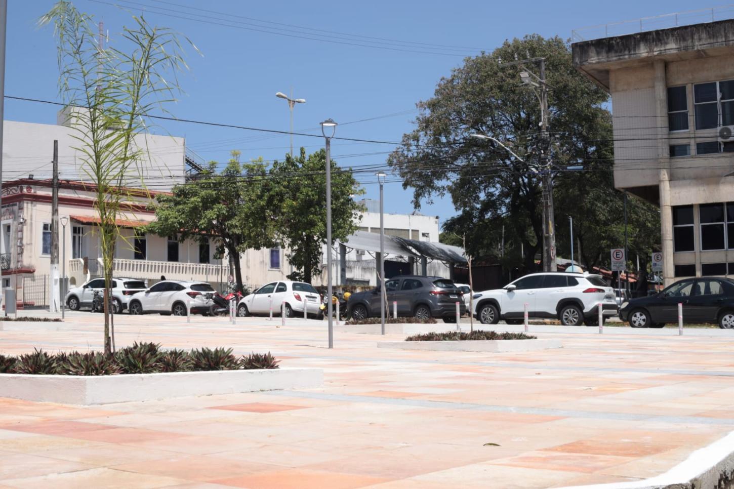 Governo do RN entrega Praça Dom Vital totalmente revitalizada em Natal