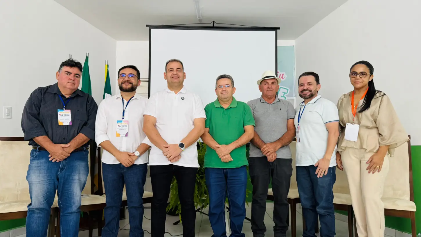 Prefeito Sabino Neto e vice Ivanildo conduzem 7ª Conferência Municipal de Saúde em Apodi com ampla participação popular