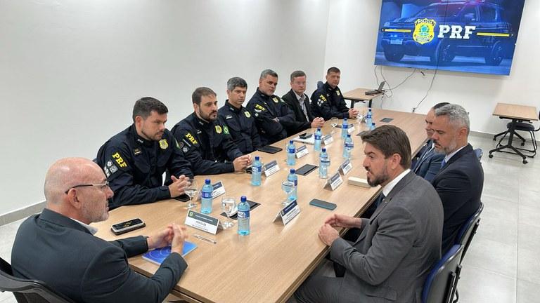 PRF/RN recebe integrantes da SENASP para discutir integração das forças de segurança