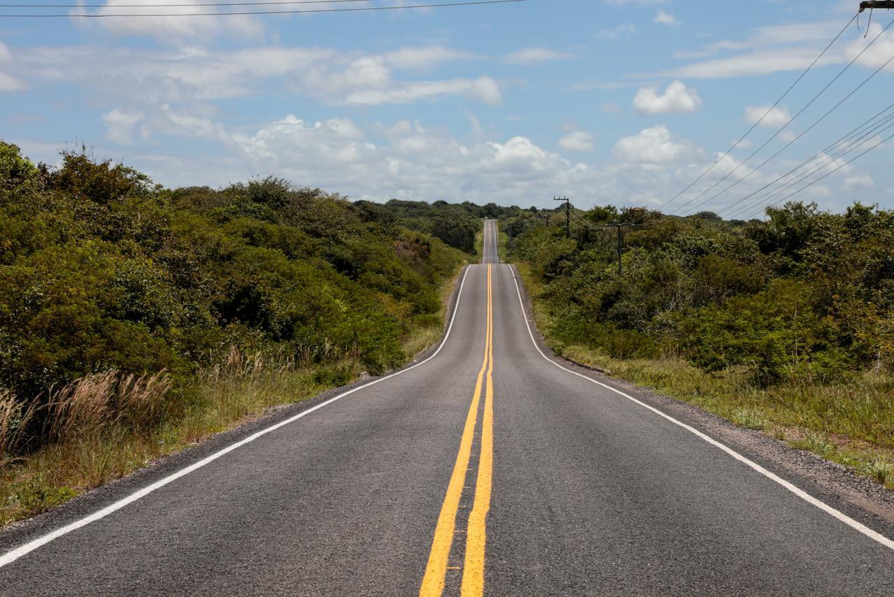 Recuperação de estradas no Litoral Sul do RN impulsiona turismo e economia local
