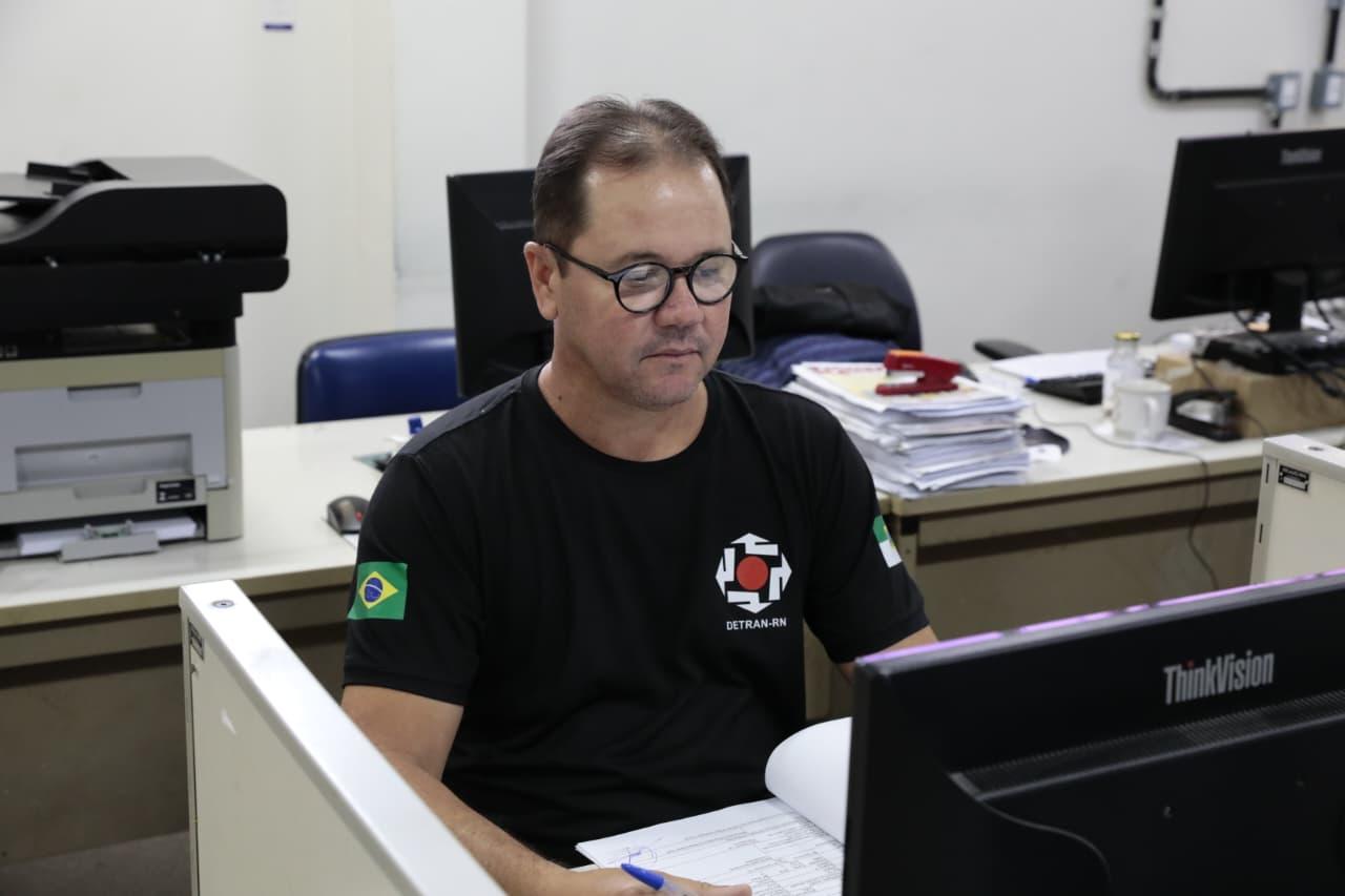 Governadora Fátima Bezerra autoriza concurso público para o Detran-RN com 80 vagas