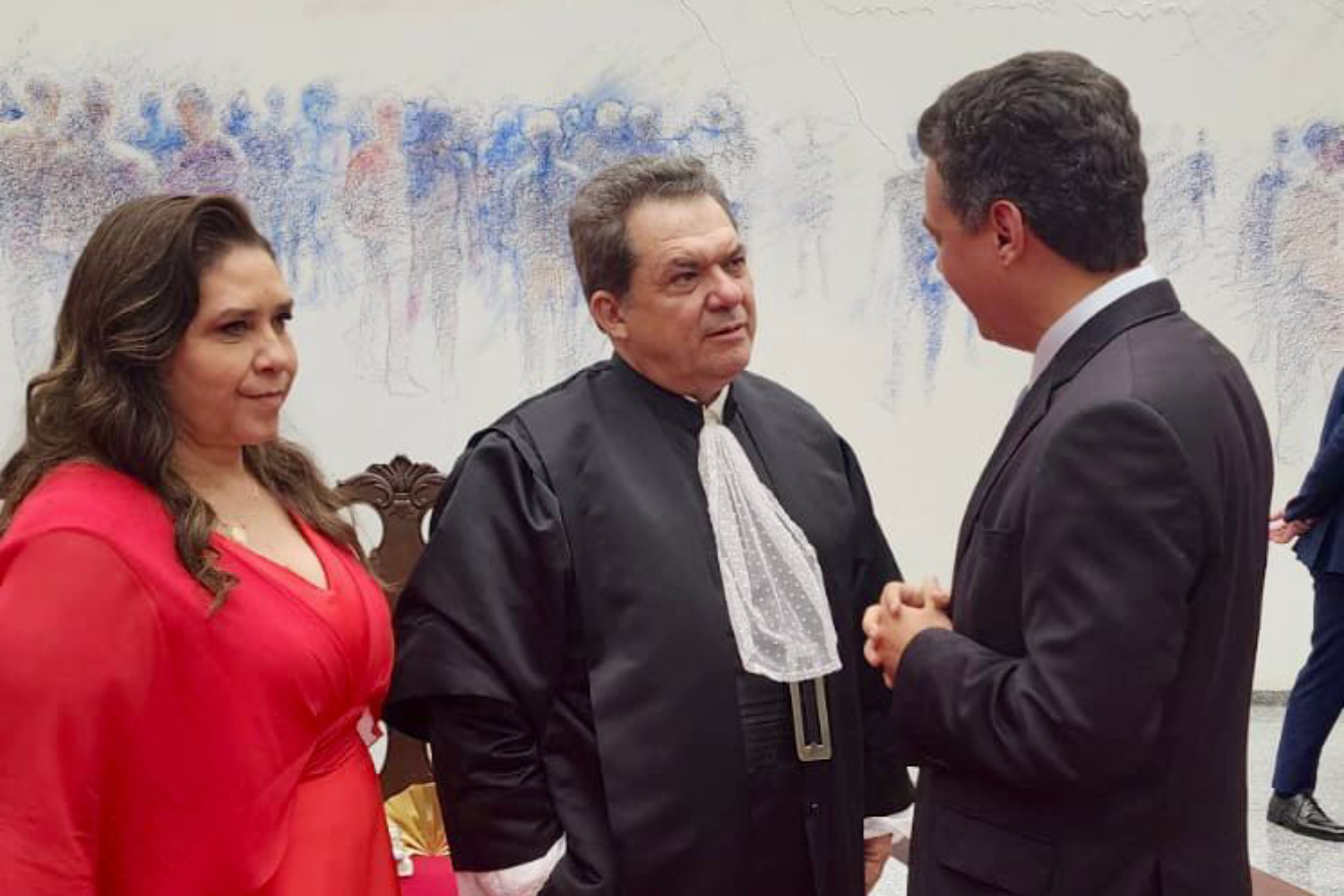 Vice-governador Walter Alves participa da posse de novos ministros do STJ