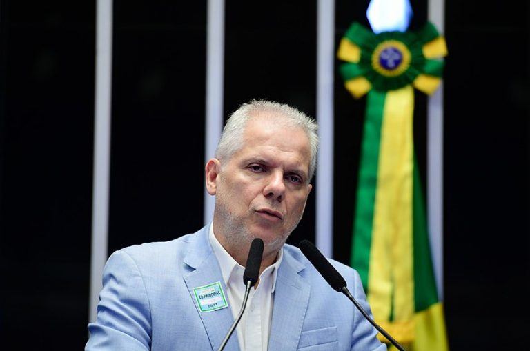 Ex-presidente do INSS será ouvido pela CPMI nesta segunda-feira
