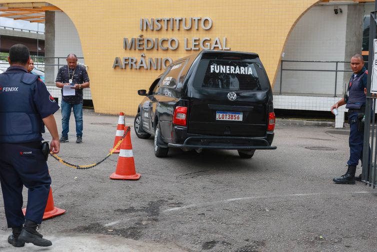 IML já liberou 89 corpos de mortos em megaoperação, diz governo do RJ