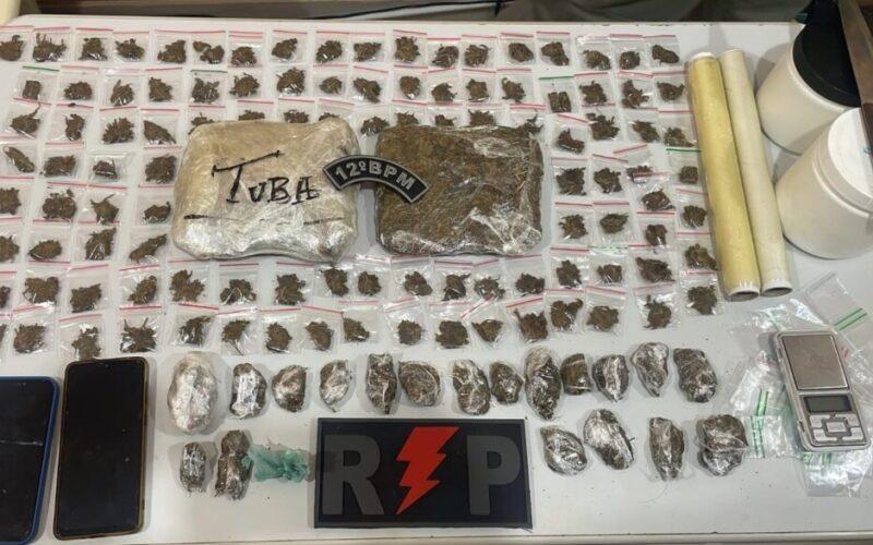 Polícia Militar prende suspeito de tráfico em Areia Branca durante operação preventiva