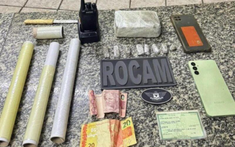 ROCAM prende suspeito com drogas no bairro Aeroporto II em Mossoró
