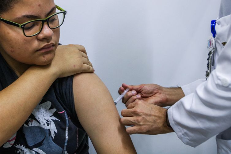 São Paulo faz campanha de multivacinação para crianças e adolescentes