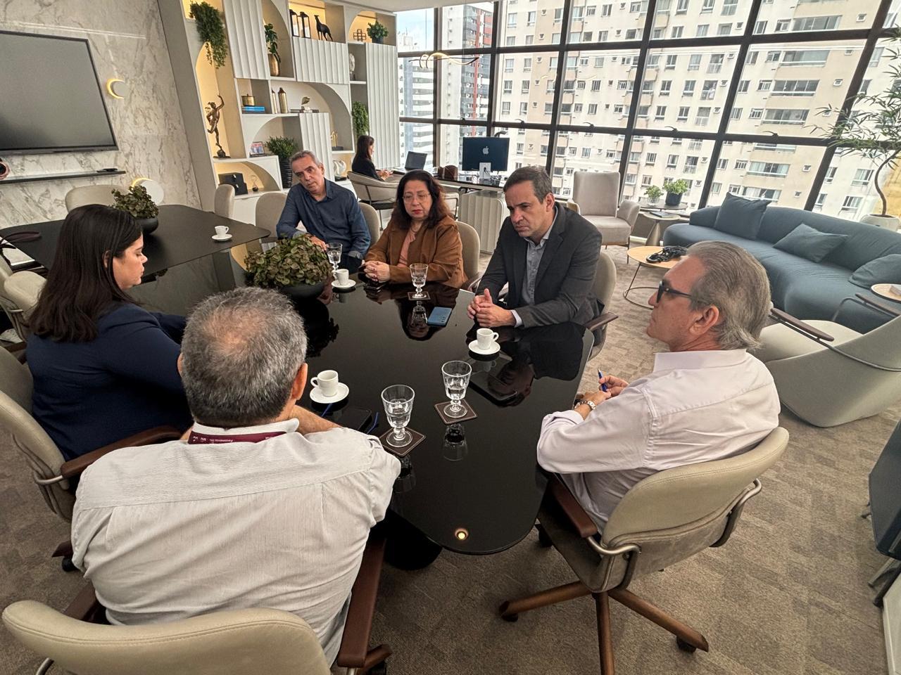 Sefaz-RN realiza visita institucional à nova sede da Fecomércio