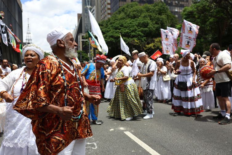 Consciência Negra: ato na Avenida Paulista reúne militância e cultura