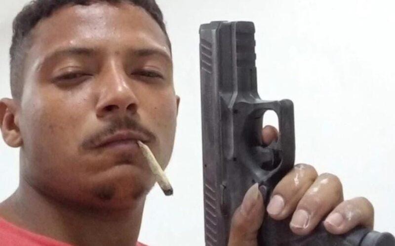 Homem é morto a tiros enquanto pilotava motocicleta em Grossos