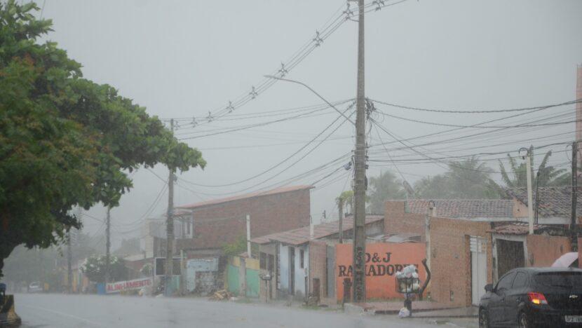 Inmet emite alerta de perigo para chuvas intensas em todo o RN