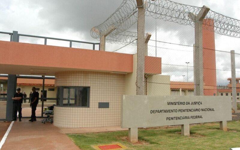 Interno do Presídio Federal de Mossoró é levado ao hospital após tentativa de suicídio