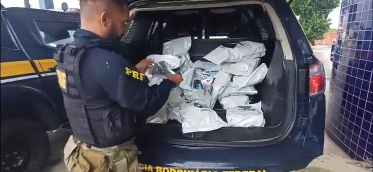Perseguição no RN termina com três presos pela PRF e muita droga apreendida
