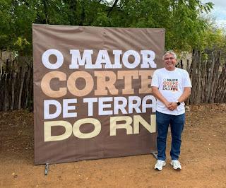 Prefeitura de Governador Dix-Sept Rosado inicia maior programa de corte de terra do RN
