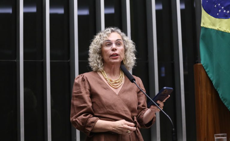 Projeto propõe redução da idade mínima para aposentadoria especial de mineiros de carvão