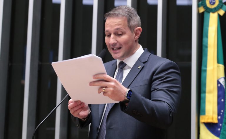 Relator da Câmara recomenda rejeição de emendas do Senado ao projeto antifacção
