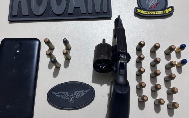 Suspeito é detido com arma de fogo durante ação da ROCAM no bairro Belo Horizonte em Mossoró