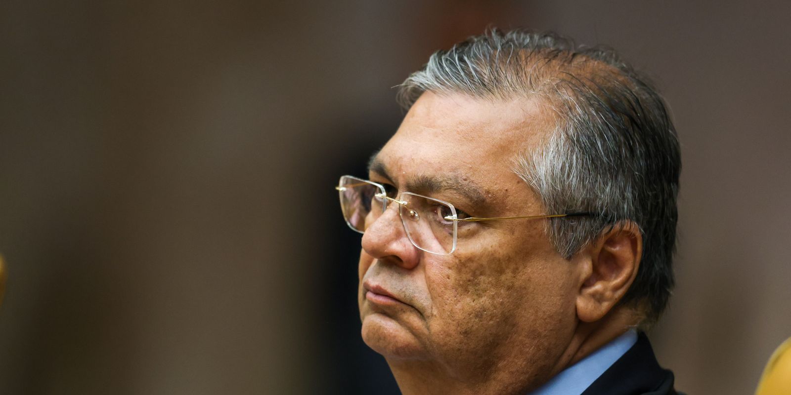 Flávio Dino suspende quebra de sigilos de Lulinha pela CPMI do INSS