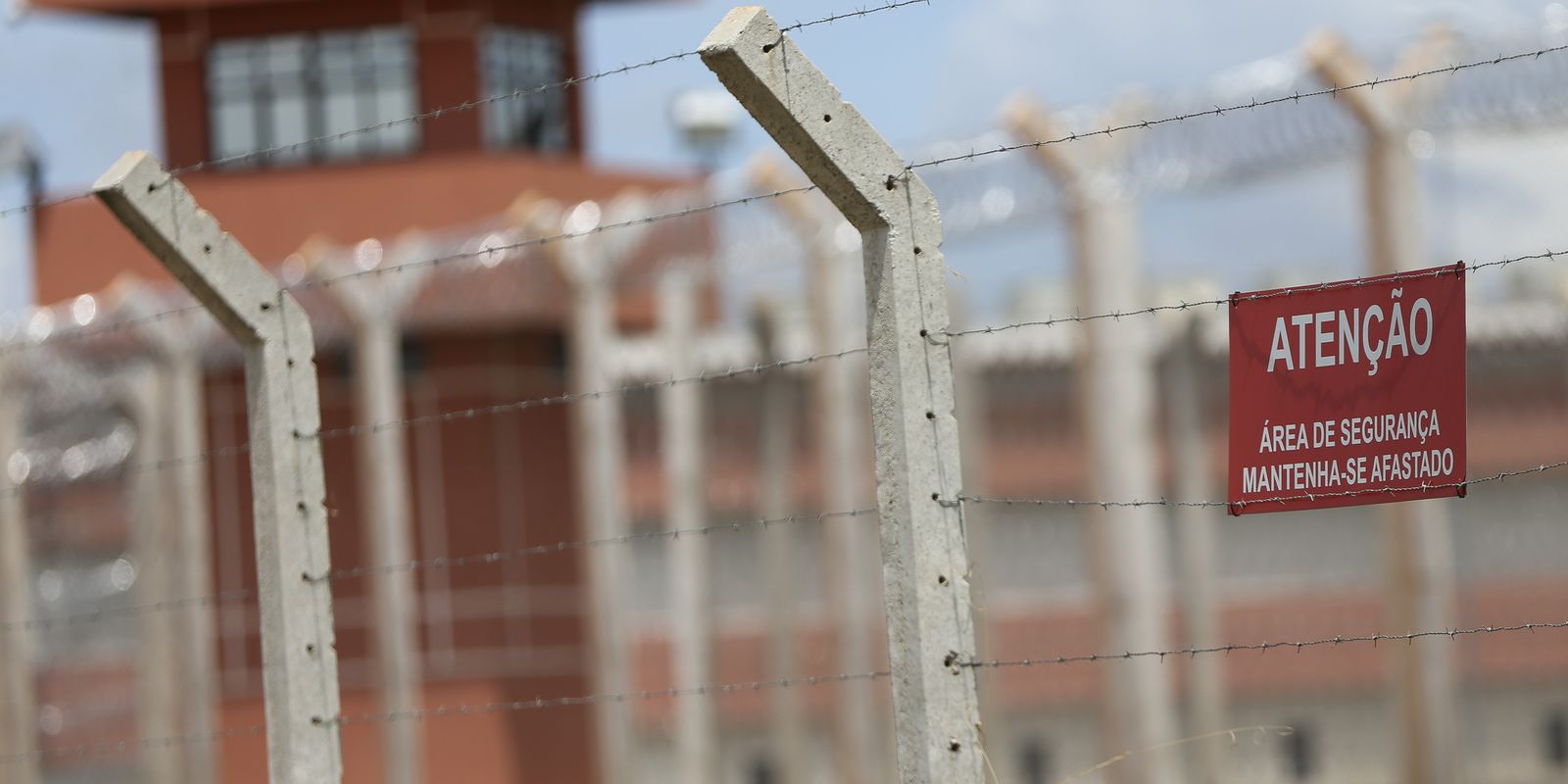 Mendonça, do STF, aprova remoção de banqueiro para presídio federal