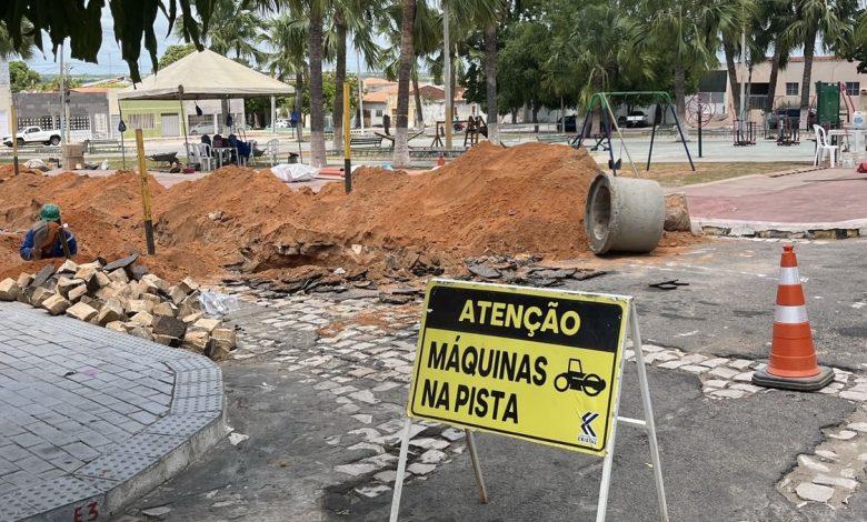 Obras de esgotamento sanitário avançam em novas ruas no bairro São Sebastião em Apodi