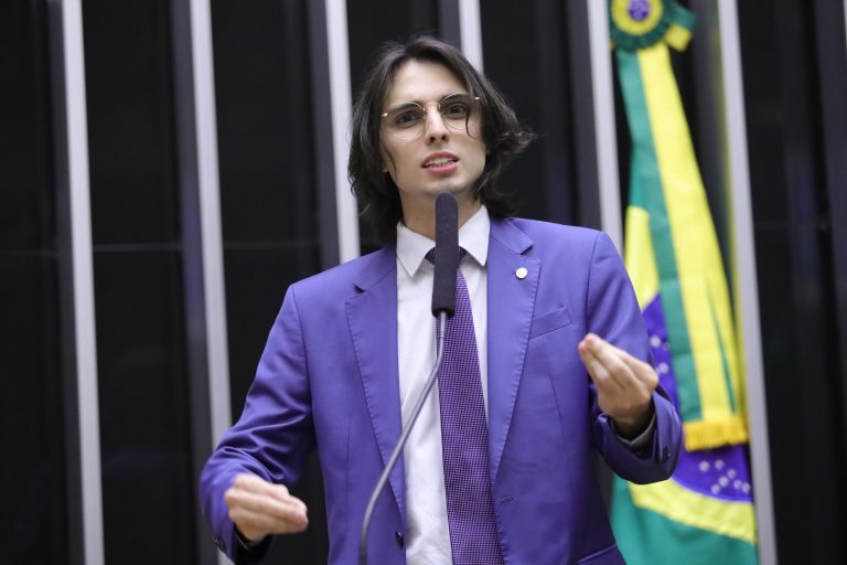 Projeto de lei institui programa nacional para proteção de motoristas de aplicativo