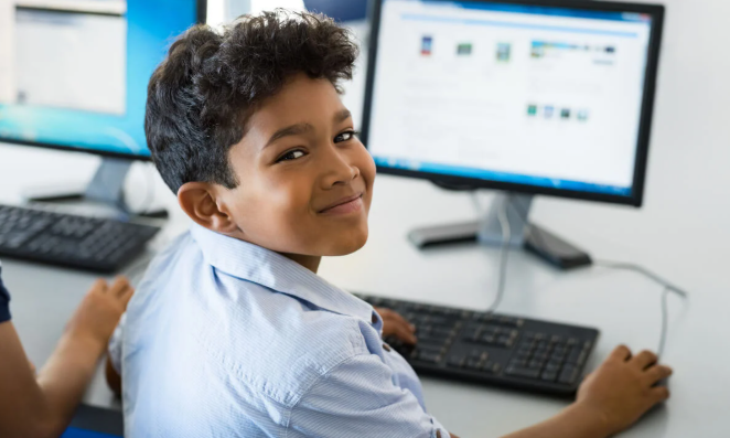Riacho da Cruz avança na educação digital com adesão à BNCC Computação