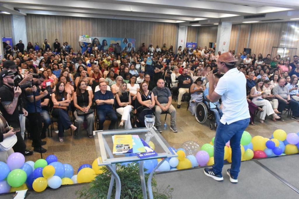 Allyson defende mais espaço para jovens e mulheres na política durante evento do PSD Mulher