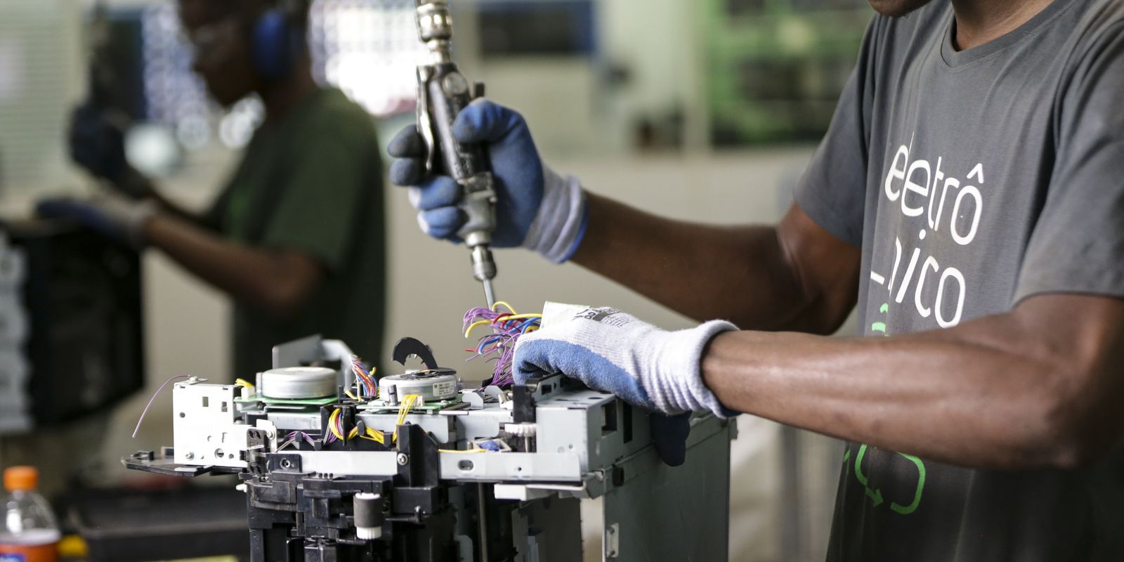 CMN reforça apoio à produção nacional em linhas de crédito do FAT para inovação