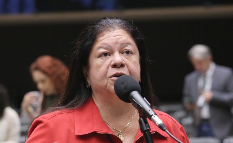 Comissão aprova proposta que veda soltura provisória a réus por violência contra a mulher