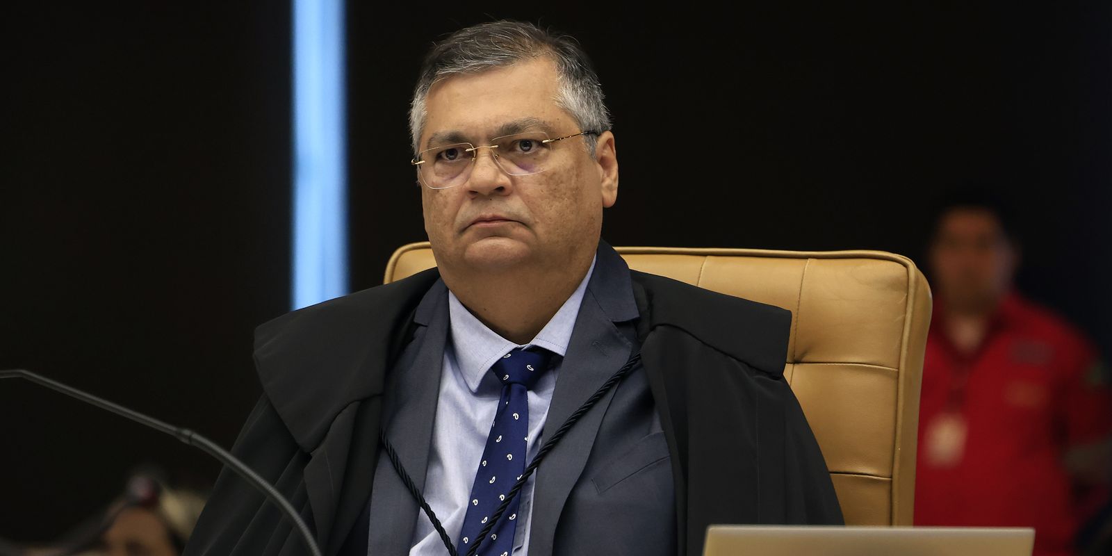 Dino reitera: decisões de tribunais estrangeiros exigem homologação do STJ