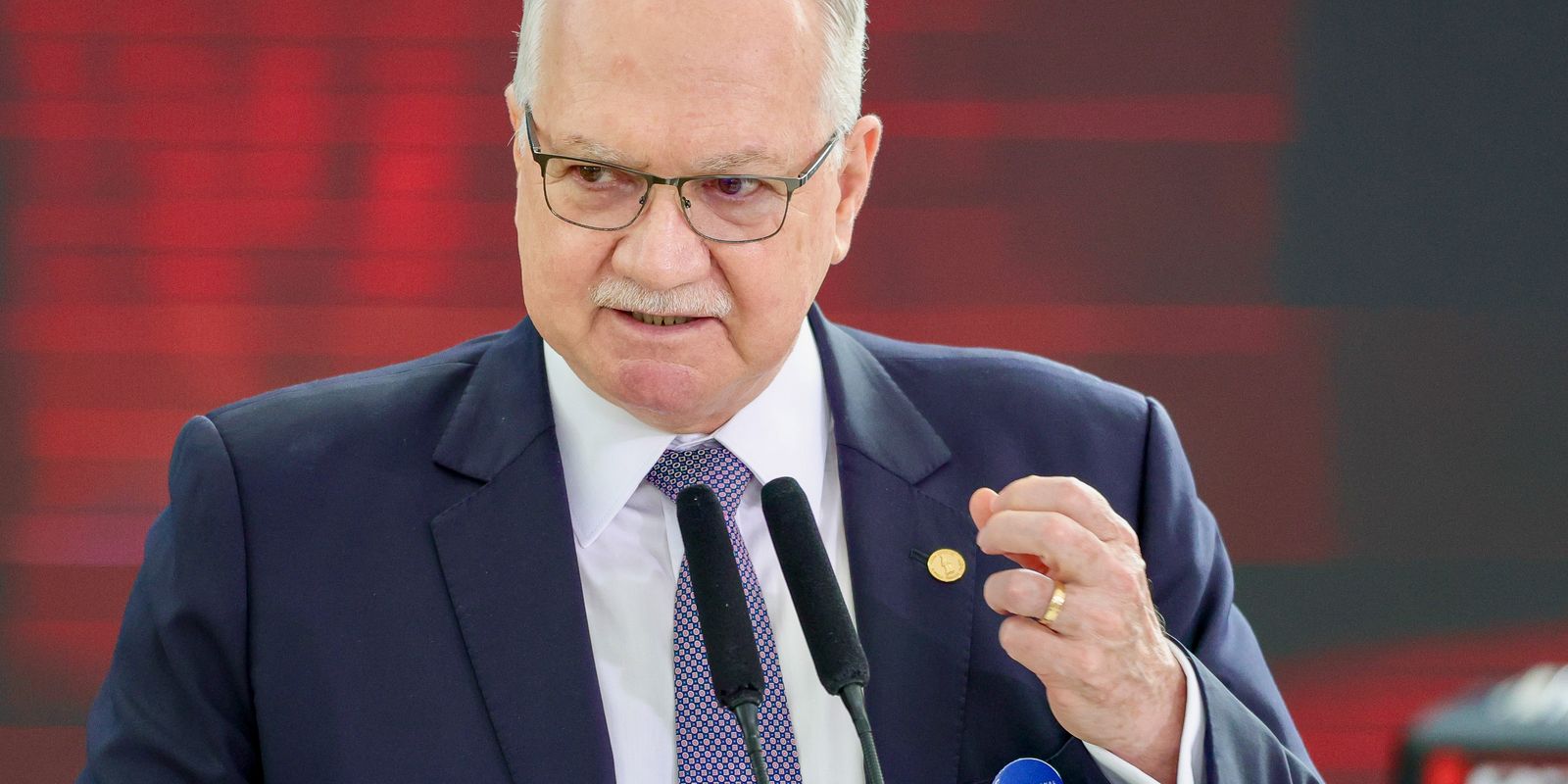 Fachin declara respeito à decisão do Senado que rejeitou Messias