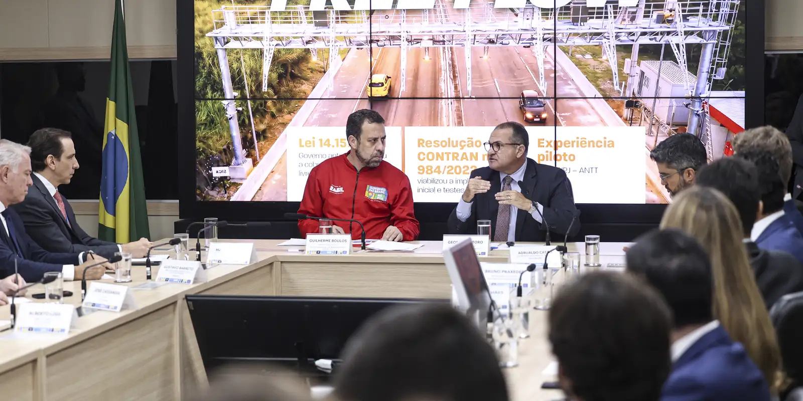 Governo federal suspende 3,5 milhões de multas por não pagamento de pedágio eletrônico