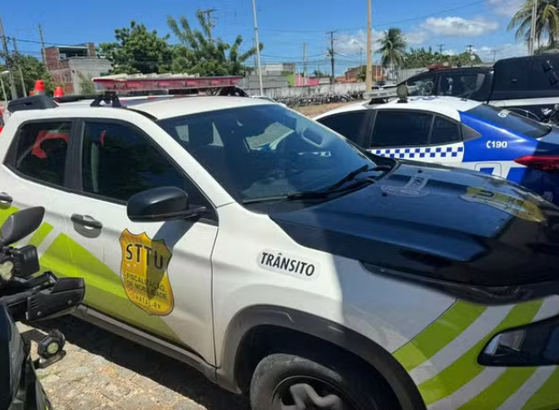 Homem é preso por dirigir embriagado em Natal e veículo acumulava R$ 11 mil em multas