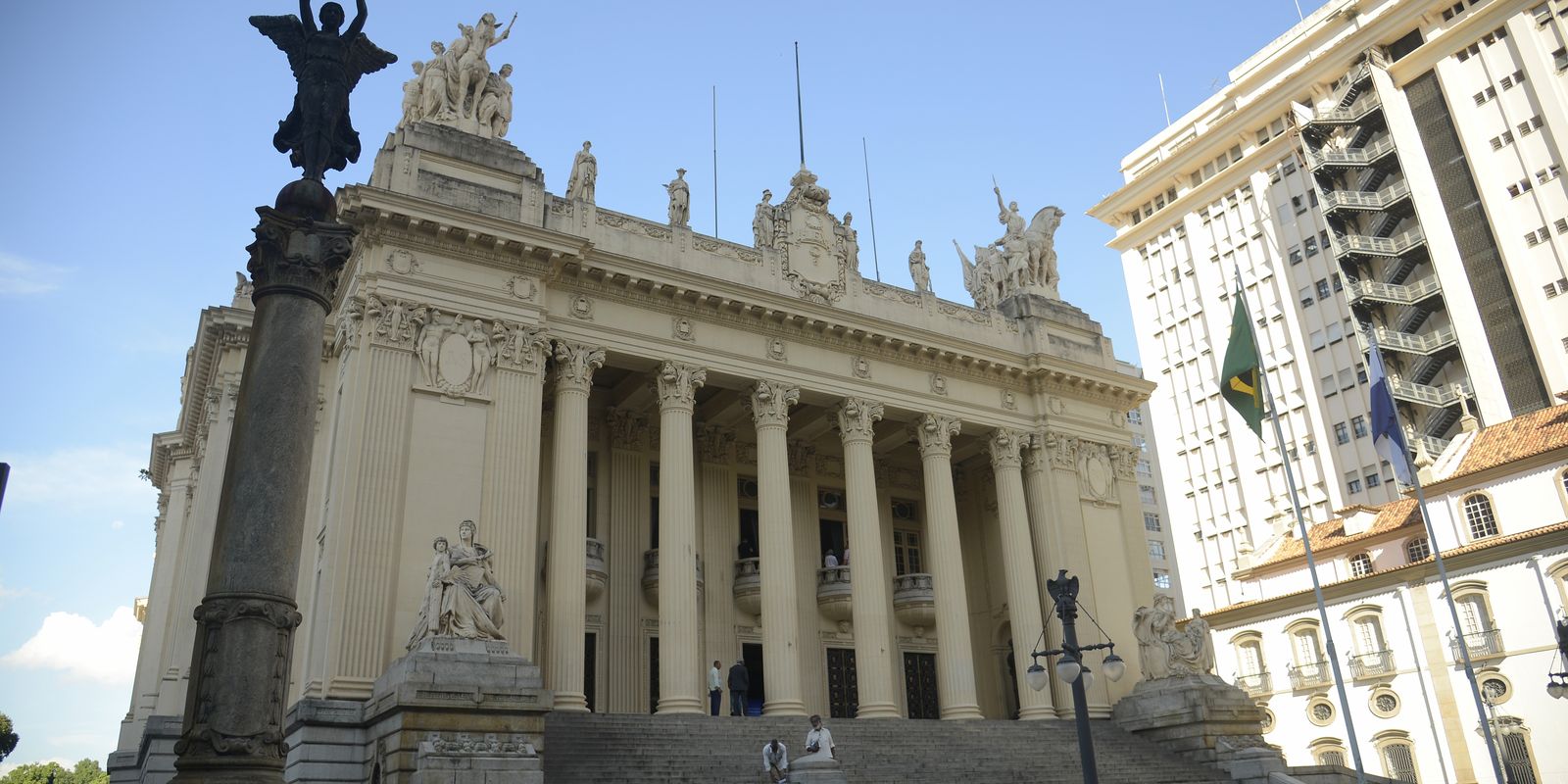 Justiça do Rio mantém eleição para a presidência da Alerj