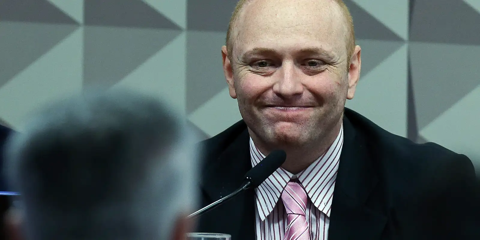 Alexandre de Moraes reduz pena de hacker Walter Delgatti após aprovação no Enem