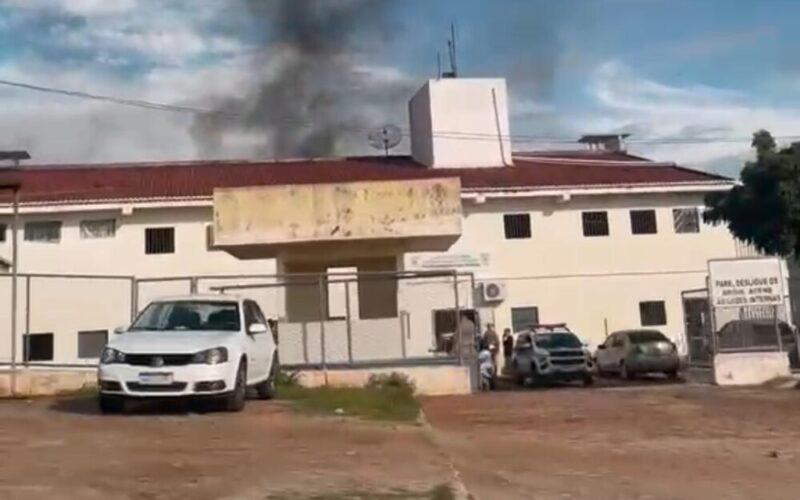 Motim em presídio de Catolé do Rocha causa tensão na divisa com o RN