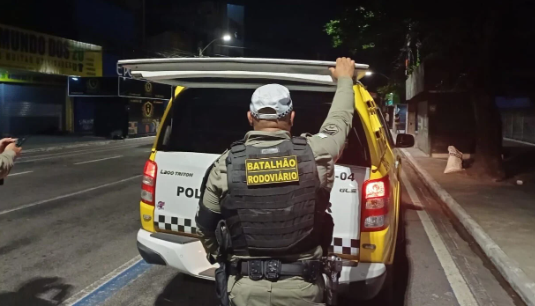 Polícia prende foragido acusado de estupro de vulnerável em Parnamirim