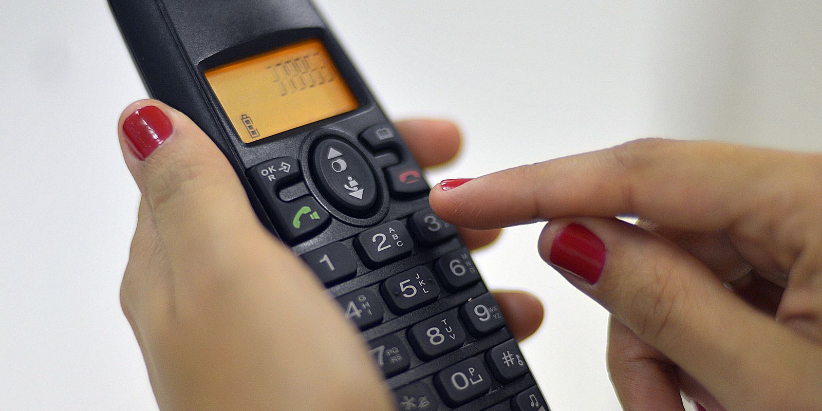 Justiça aprova venda do serviço de telefonia fixa da Oi por R$ 60 milhões