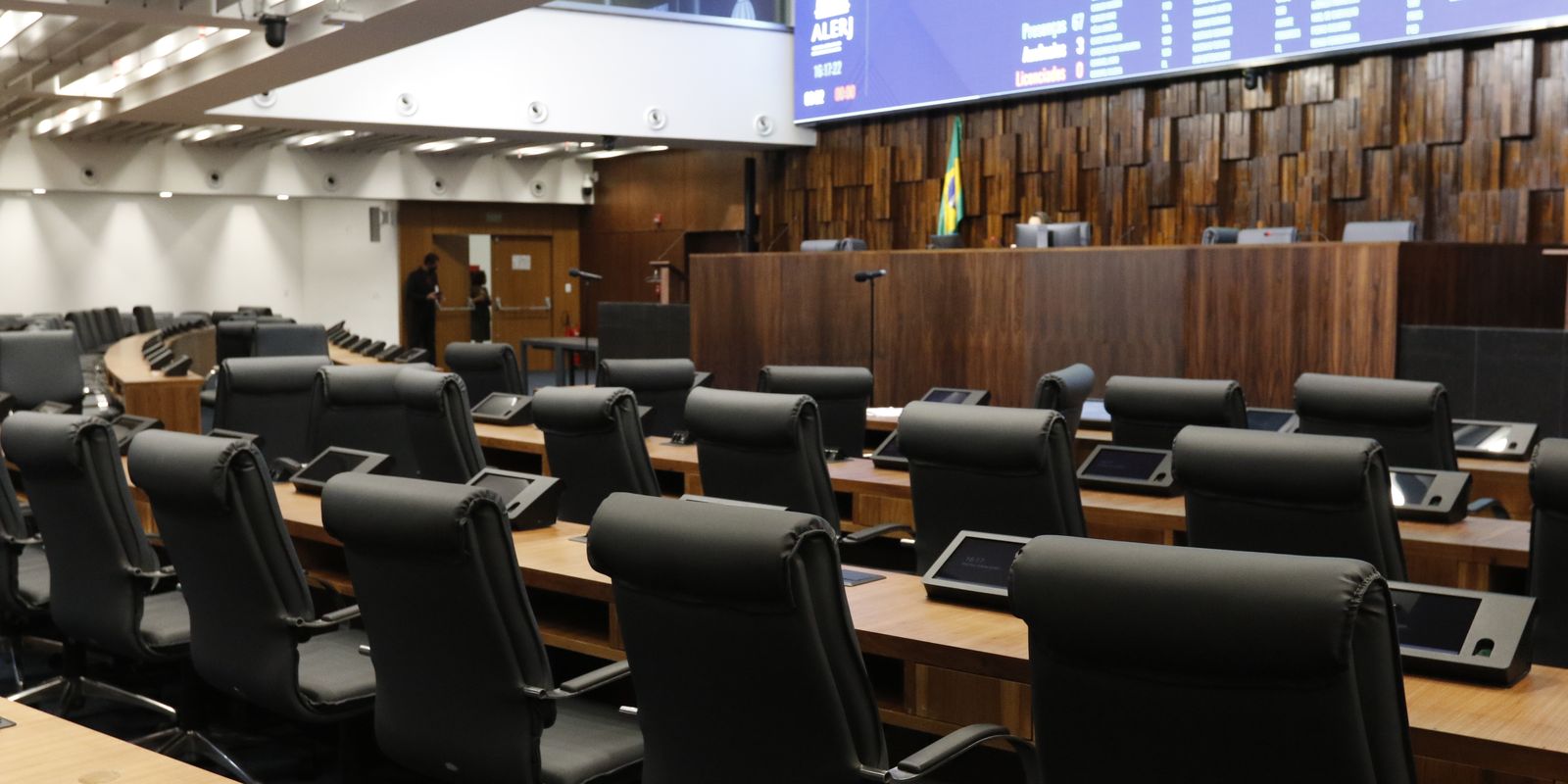 TRE-RJ valida recontagem de votos das eleições de 2022