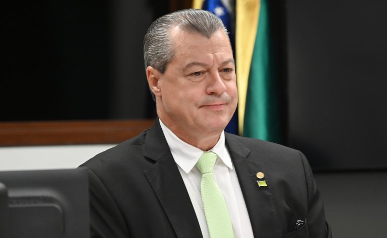 Limite de faturamento do MEI terá correção anual pela inflação, aprova comissão
