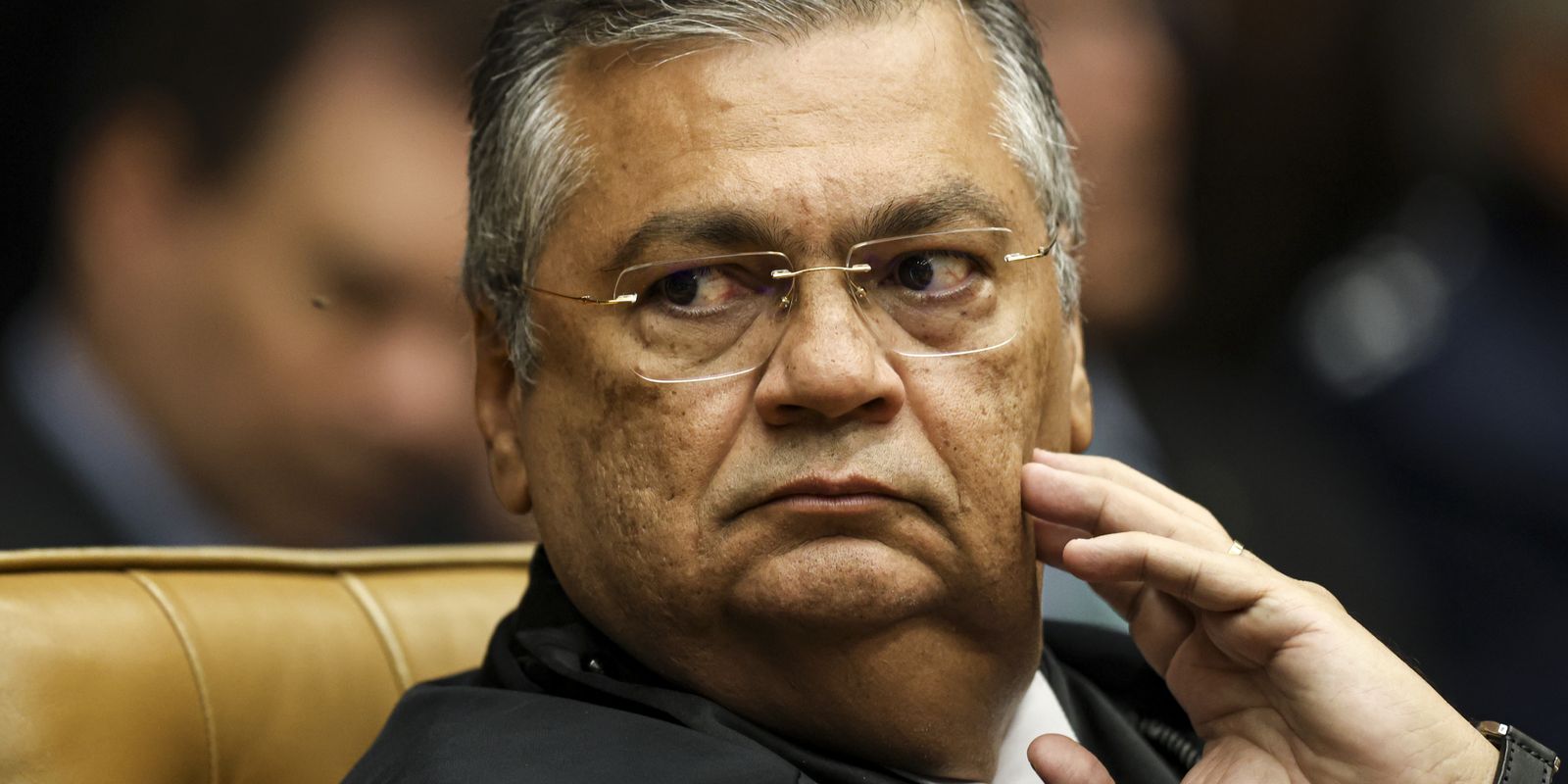 Flávio Dino, do STF, proíbe novos 'penduricalhos' para o Judiciário e Ministério Público