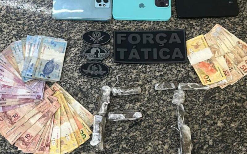 Dupla é presa por suspeita de tráfico de drogas em bar no bairro Redenção, em Mossoró