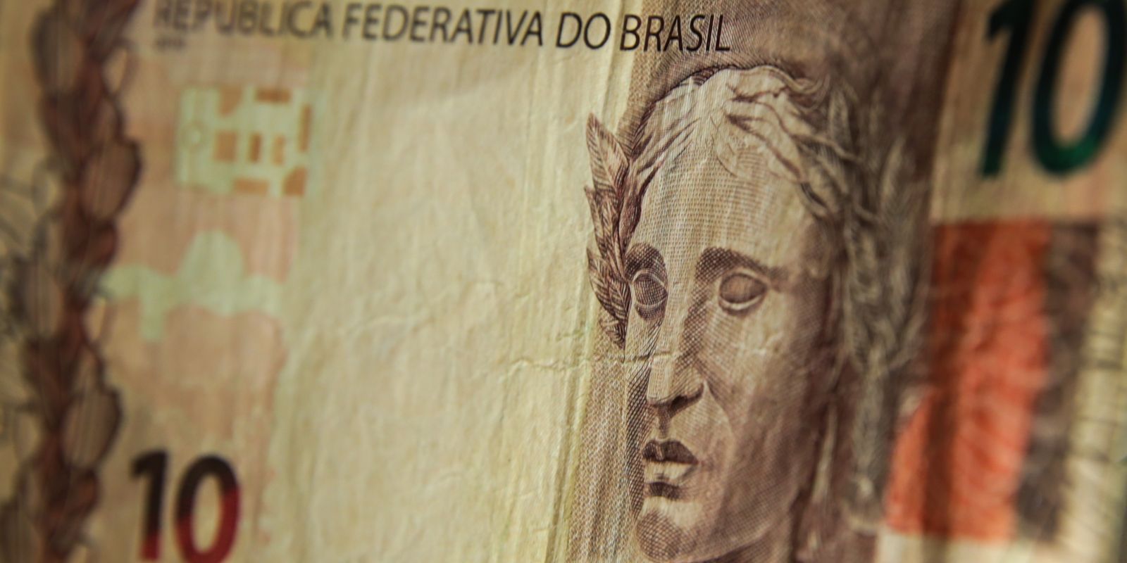 Fast Shop recebe multa recorde de R$ 1 bilhão do governo de São Paulo