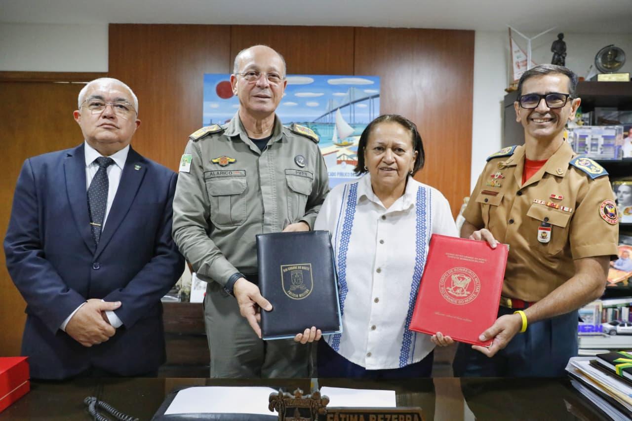 Governo do RN promove 735 policiais militares e bombeiros no estado