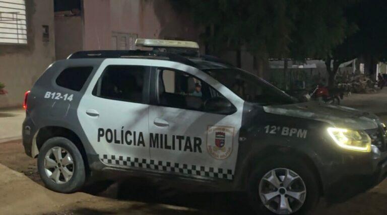 Jovem de 29 anos é morto a tiros dentro de residência em Caraúbas