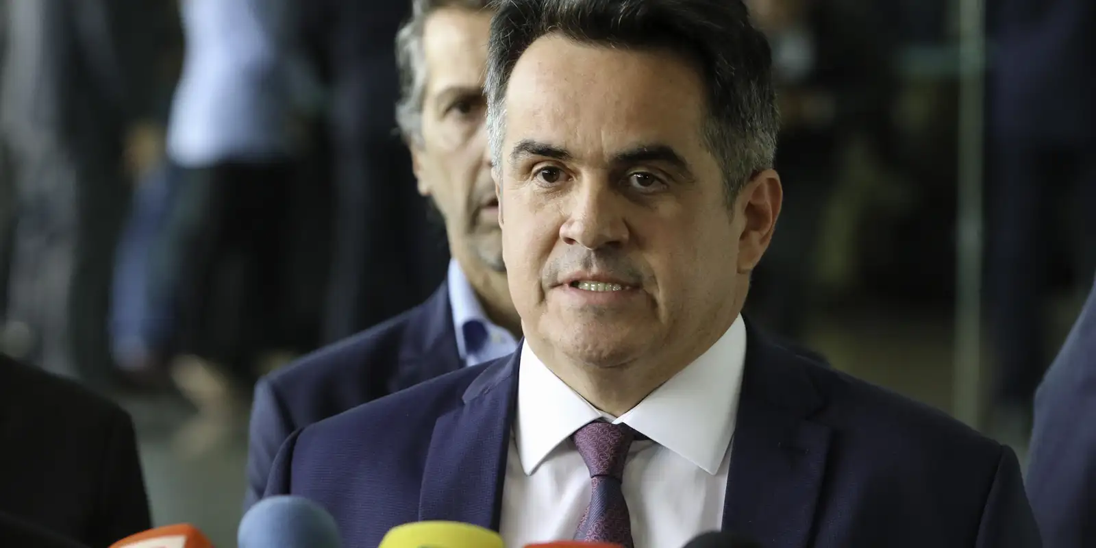 Polícia Federal detalha vantagens recebidas por Ciro Nogueira, incluindo pagamentos e viagens
