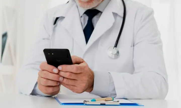 AdmDoctor: startup ajuda na adesão à PJ médica em até 24h