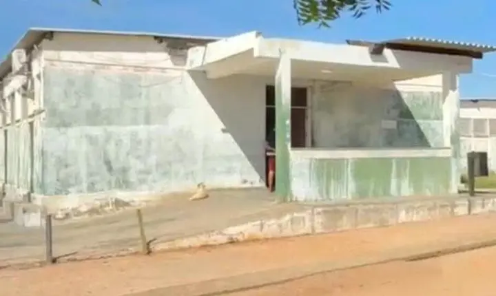 Ataque a tiros deixa dois feridos em Caraúbas; adolescente é transferido para Mossoró